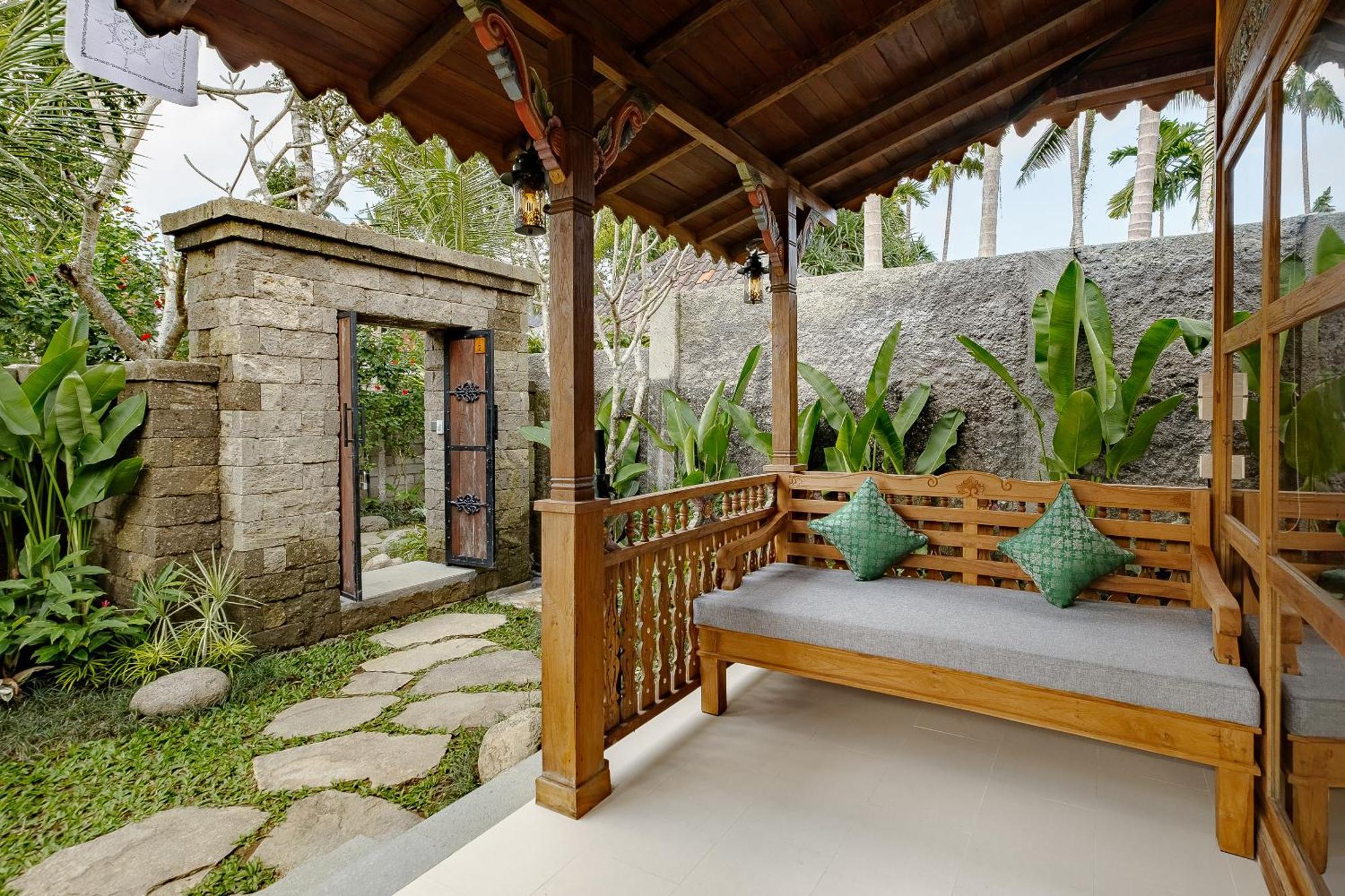 Uddhara Ubud Villa Buitenkant foto